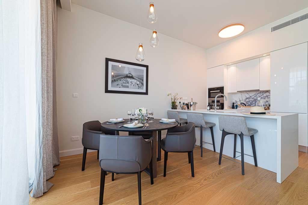 aeb9ff68-898c-47c1-951d-3680222ad452_large_1776441792551 3 Bedroom Apartment – Unit A401
