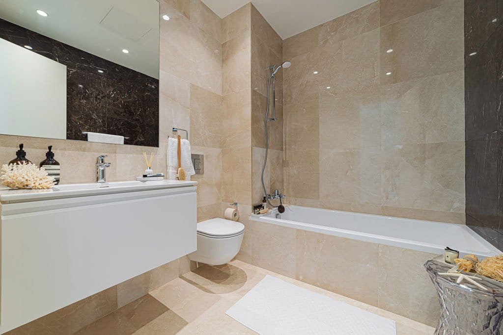 eb93e353-1520-4351-a99c-fde80b1c3012_large_1776441128545 3 Bedroom Apartment – Unit 201