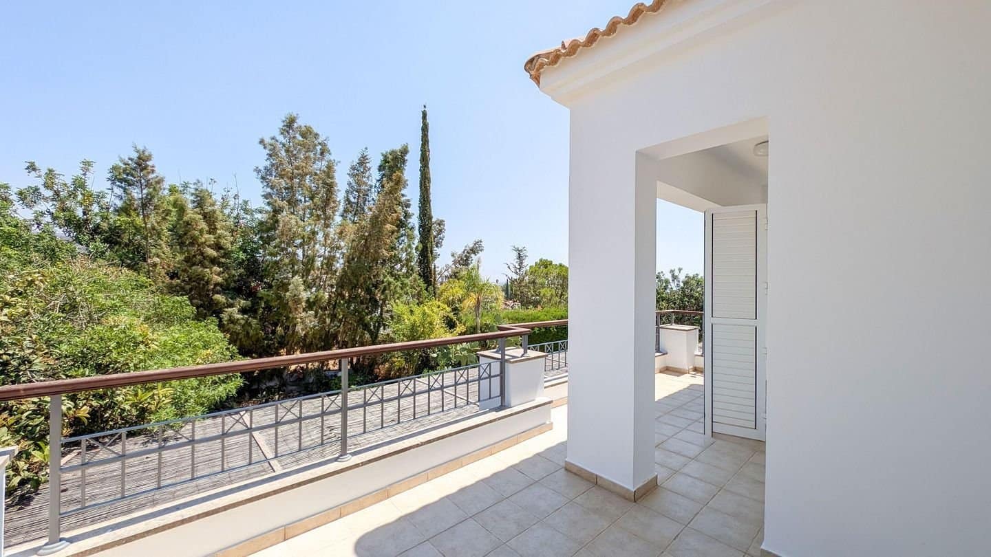 3 Bedroom VIlla with private pool close to amenities in Peyia, Paphos 3 Bedroom Villa with private pool close to amenities in Peyia, Paphos