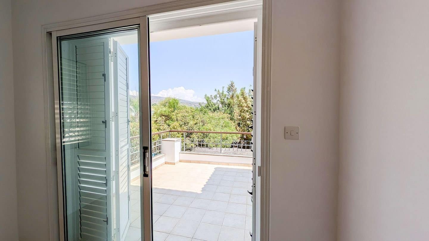 3 Bedroom Villa with private pool close to amenities in Peyia, Paphos 3 Bedroom Villa with private pool close to amenities in Peyia, Paphos