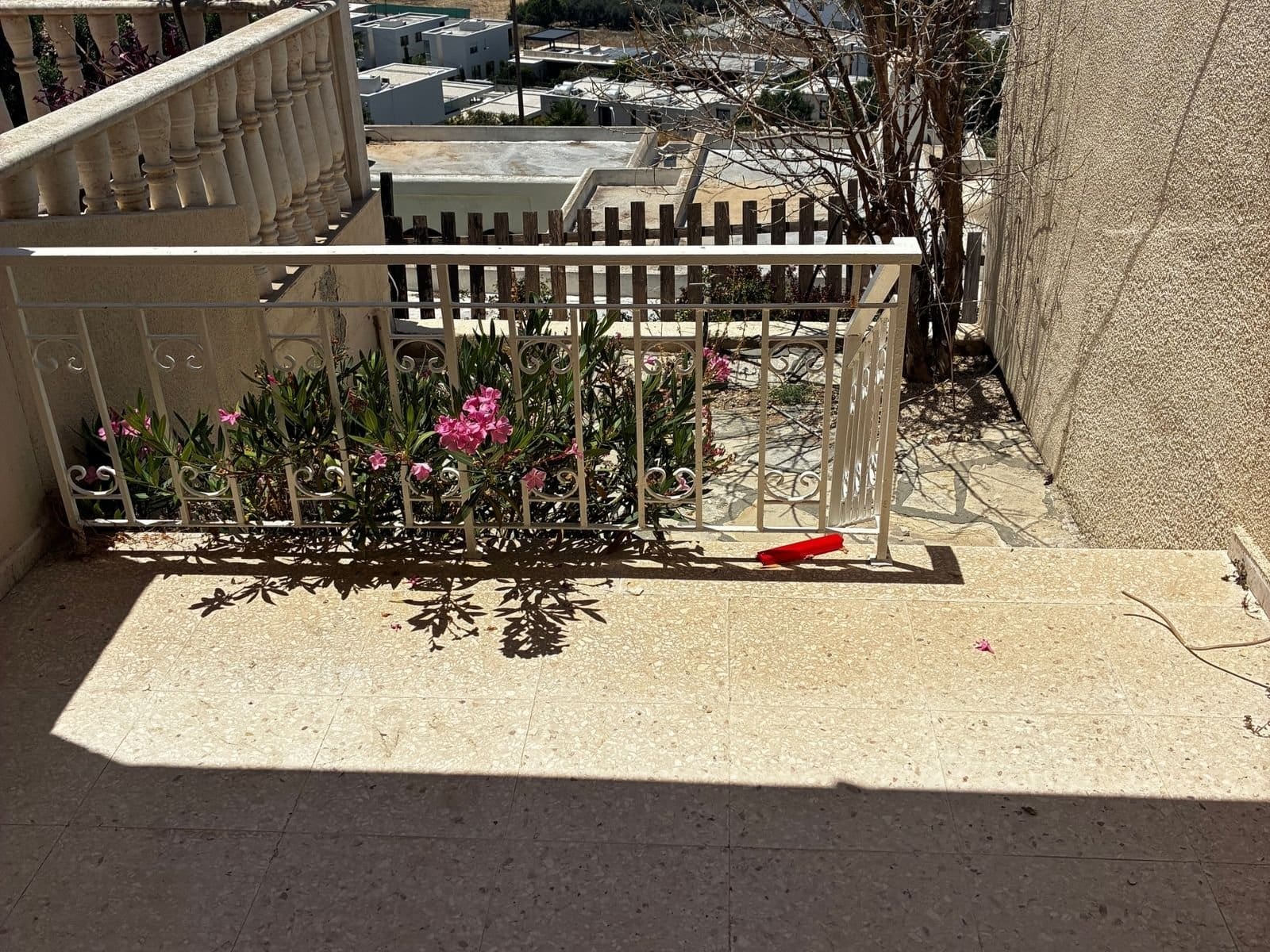 Studio with balcony in chloraka Studio with balcony in chloraka