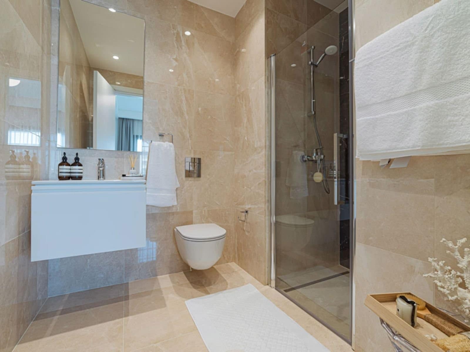 Bathroom of 1 bedroom Apartment in The city center of limassol Bathroom of 1 bedroom Apartment in The city center of limassol