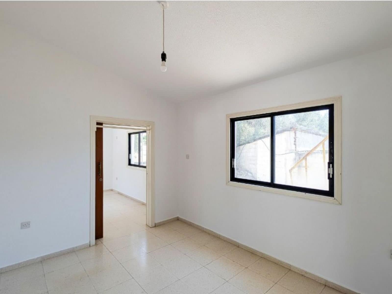 Bedroom of 4 Bedroom Bungalow in Anarita paphos with large plot Bedroom of 4 Bedroom Bungalow in Anarita paphos with large plot