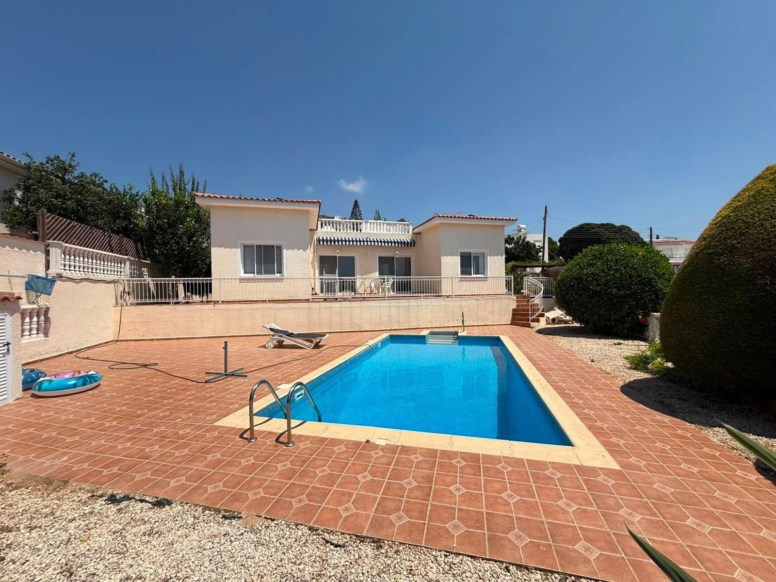 3 Bedroom bungalow in Tala with a private pool sea views 3 Bedroom bungalow in Tala with a private pool sea views