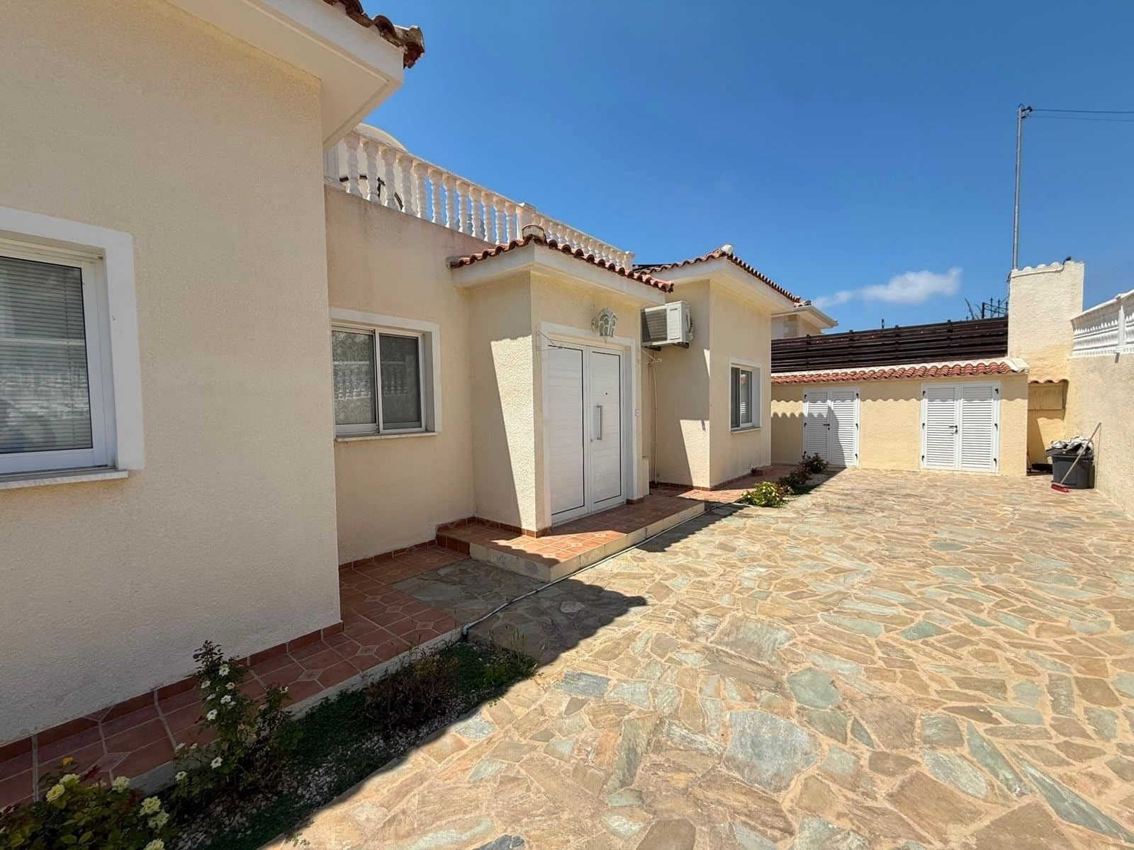 3 Bedroom bungalow in Tala with a private pool sea views 3 Bedroom bungalow in Tala with a private pool sea views