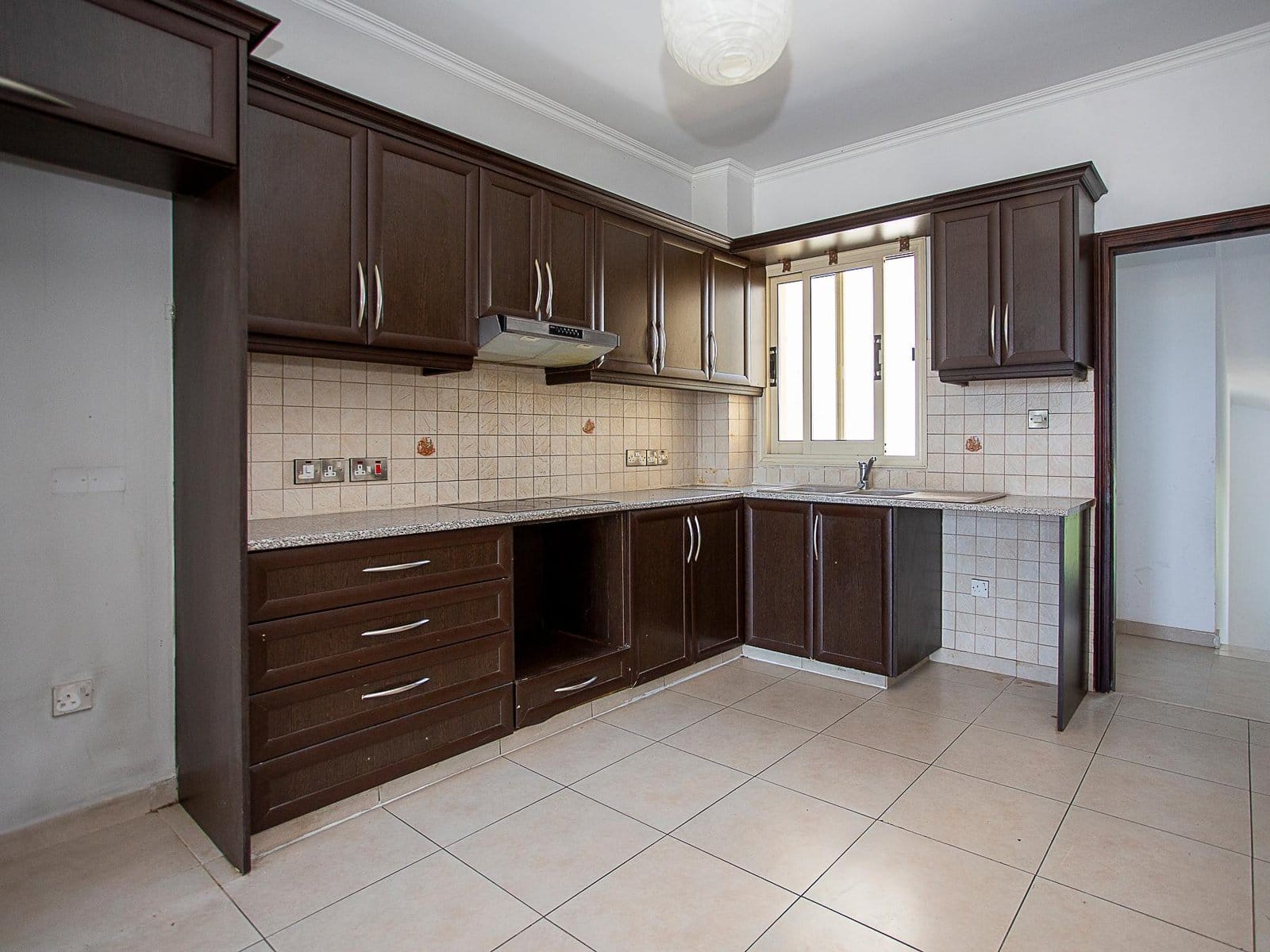 KItchen of 2 bedroom apartment in tombs of the kings paphos KItchen of 2 bedroom apartment in tombs of the kings paphos
