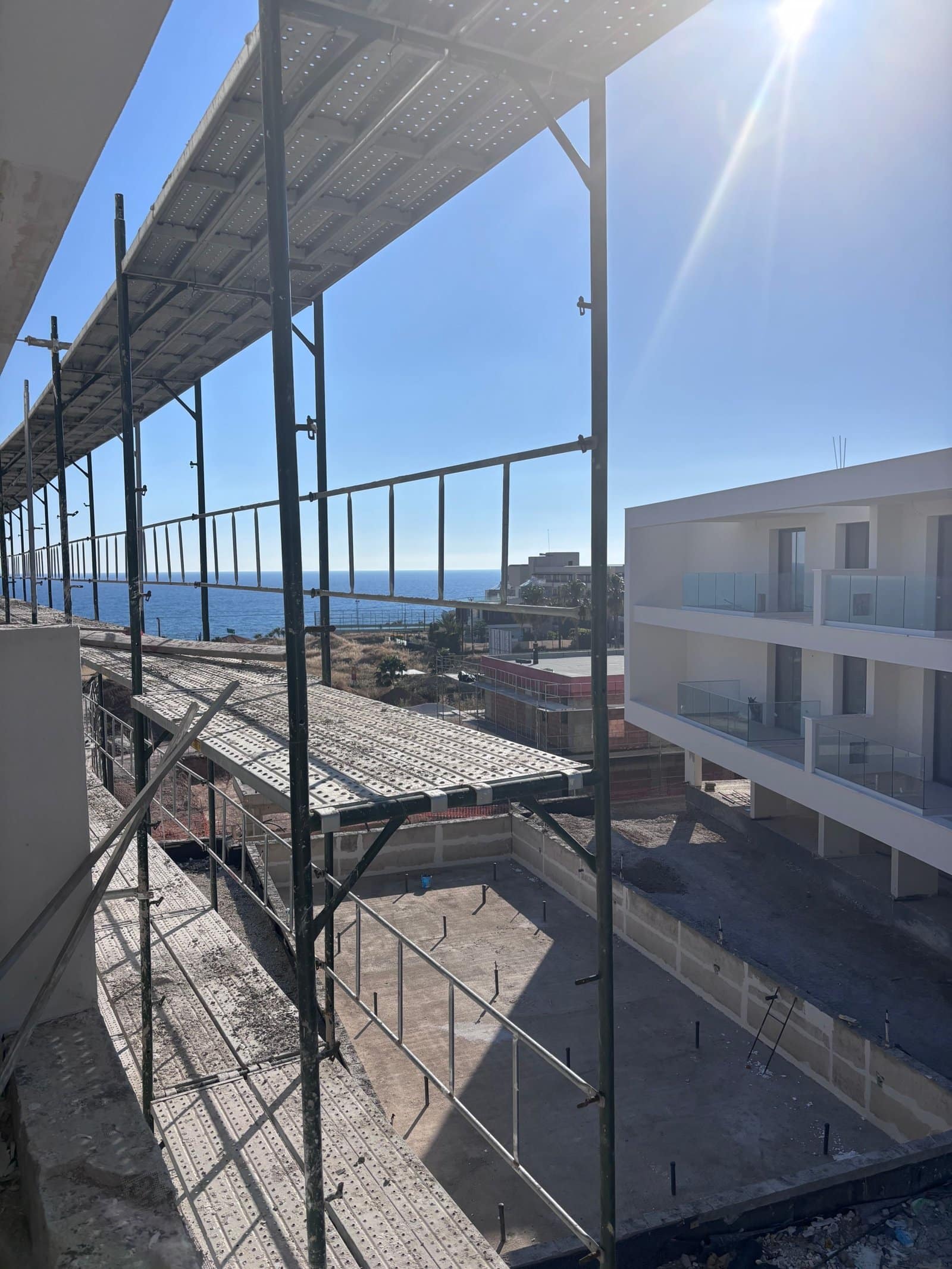 5 Brand New 2 Bedroom Seaview Apartment 150m from the Beach